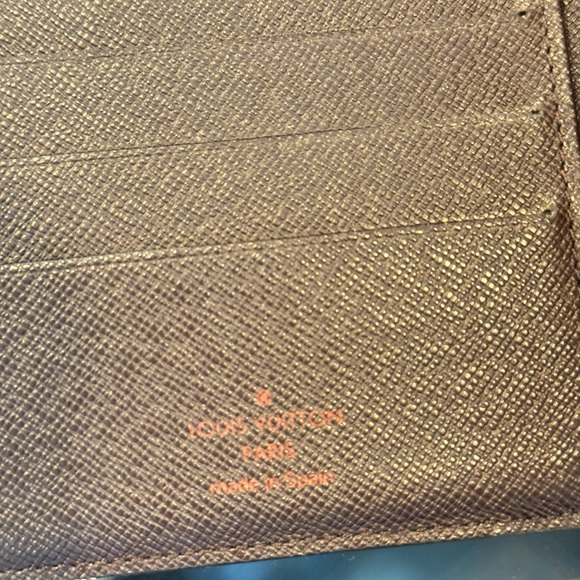 Louis Vuitton wallet - Picture 2 of 10
